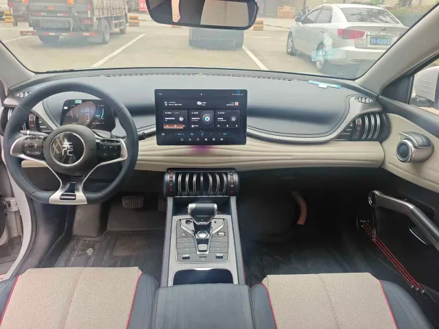 BYD Yuan PLUS — Фото автомобиля 5