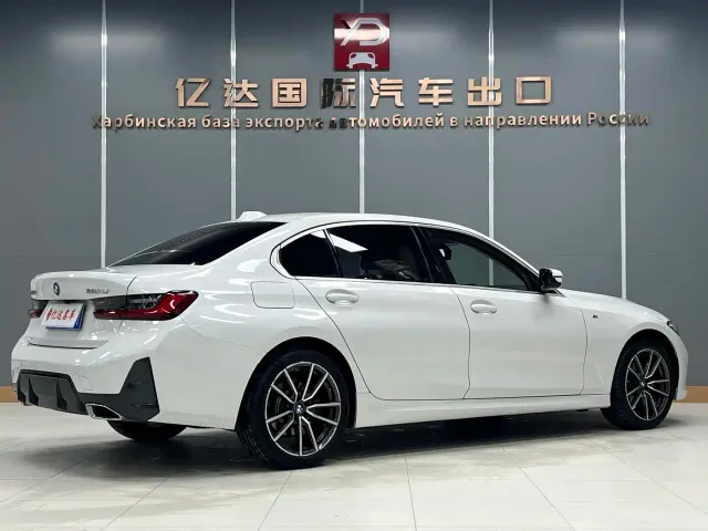 BMW 3 Series — Фото автомобиля 6