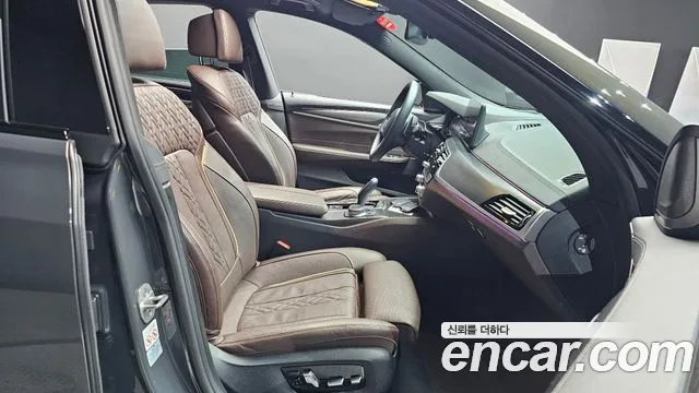 BMW Gran Turismo — Фото автомобиля 24