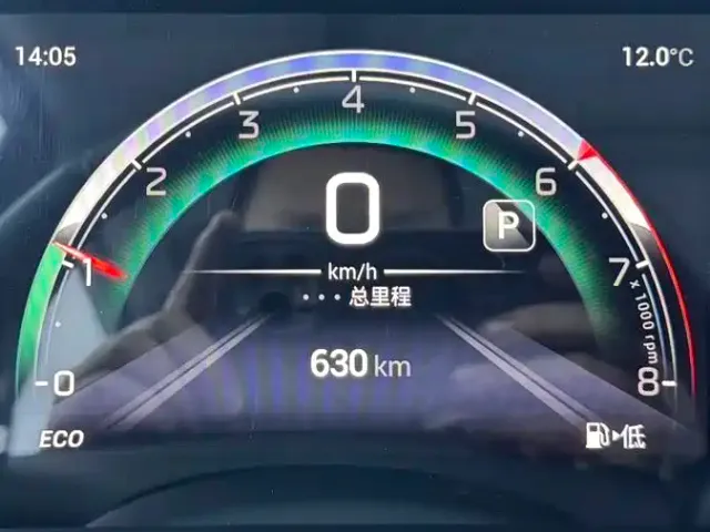 GAC Trumpchi M6 — Фото автомобиля 12
