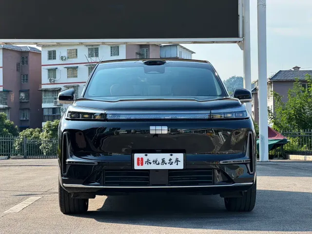 Geely Galaxy M9 — Фото автомобиля 2