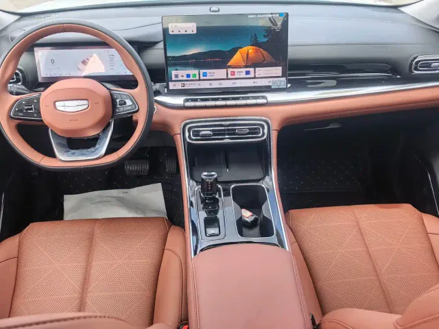 Geely Emgrand — Фото автомобиля 8