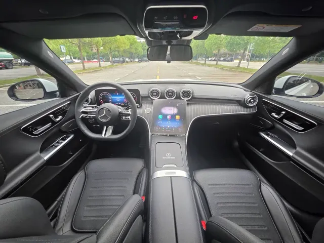 Mercedes-Benz C-Class — Фото автомобиля 7