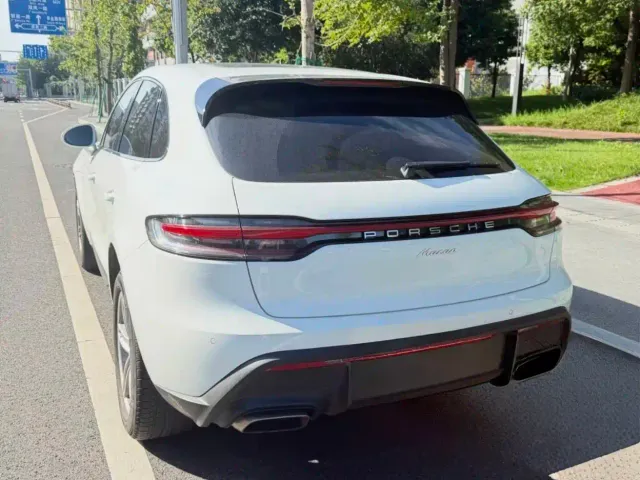 Porsche Macan — Фото автомобиля 2