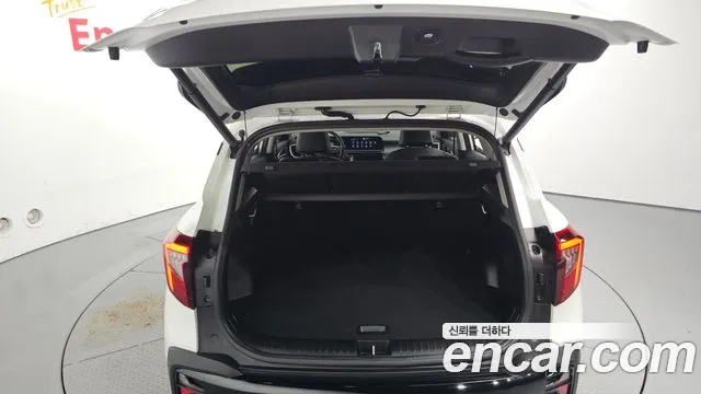 Kia Seltos Бензин 1.6 турбо 2WD — Фото автомобиля 18