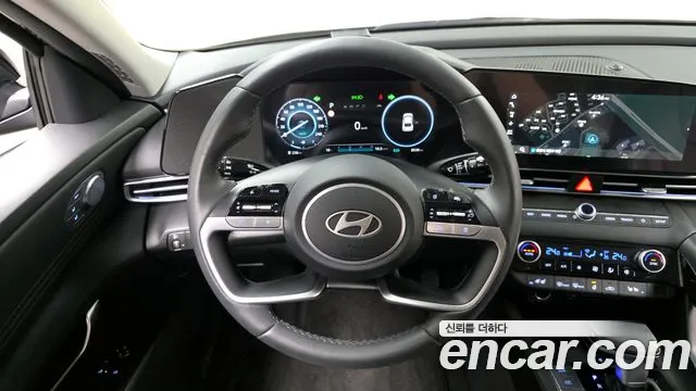 Hyundai AVANTE — Фото автомобиля 14