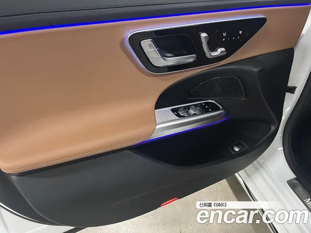 Mercedes-Benz E-Class — Фото автомобиля 13