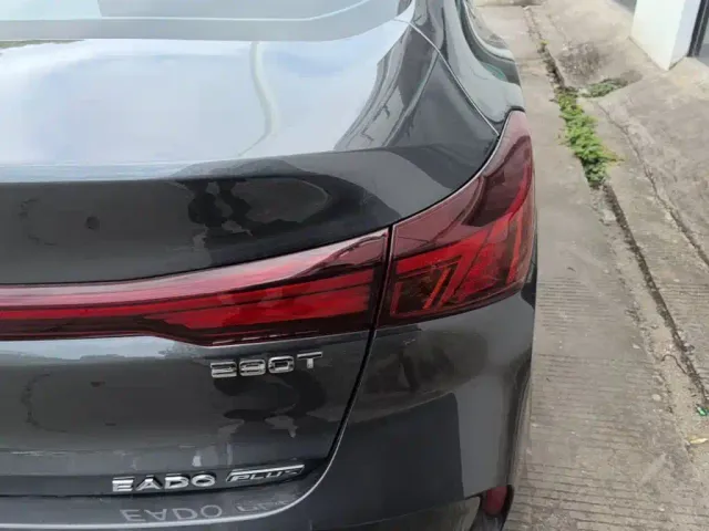 Changan Eado — Фото автомобиля 7