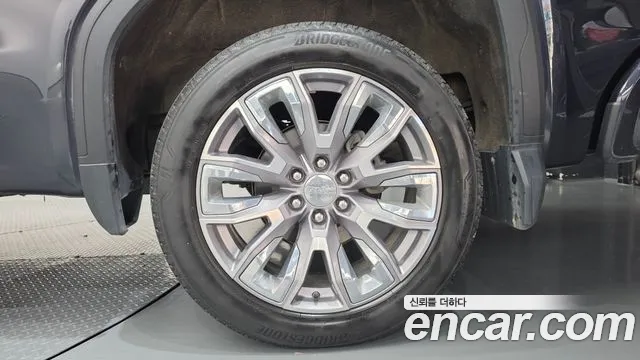 GMC Sierra — Фото автомобиля 6