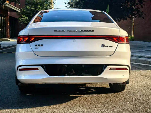 BYD Qin PLUS — Фото автомобиля 6