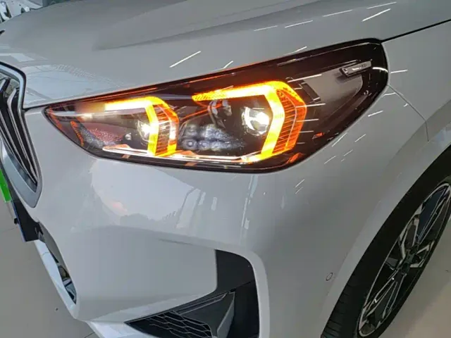 BMW X1 — Фото автомобиля 23