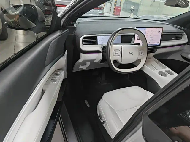 Xpeng G6 — Фото автомобиля 15