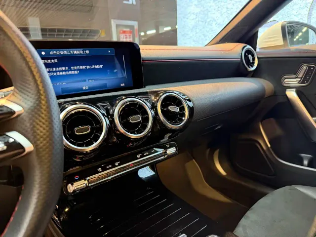 Mercedes-Benz CLA-Class — Фото автомобиля 7