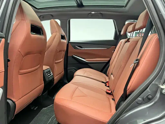 Changan CS75 Plus — Фото автомобиля 15