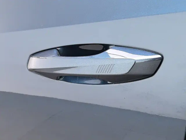 Geely Galaxy L7 — Фото автомобиля 18