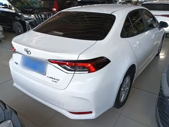 Toyota Corolla — Фото автомобиля 6