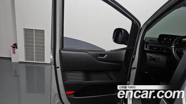 Hyundai Staria — Фото автомобиля 14