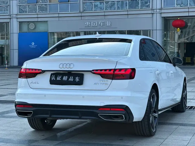 Audi A4L — Фото автомобиля 5
