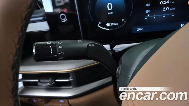 Hyundai Grandeur GN7 — Фото автомобиля 27