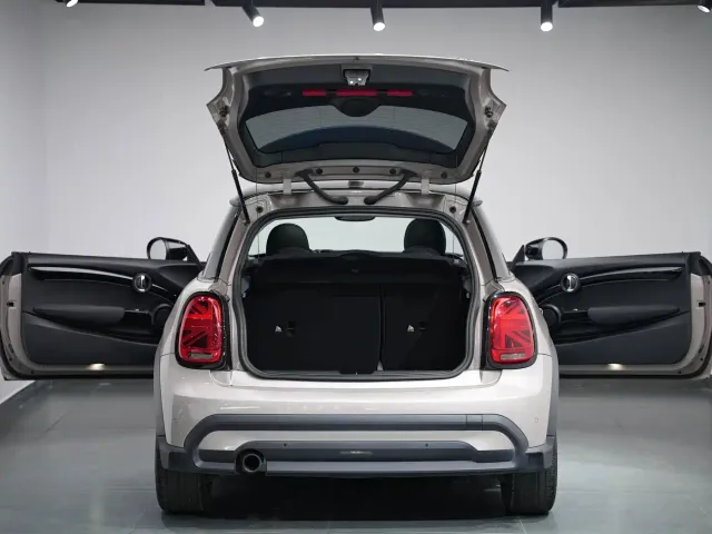 MINI Hatch — Фото автомобиля 7