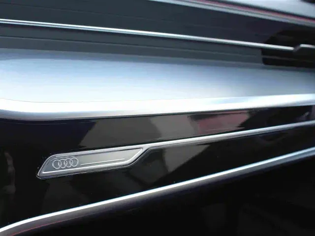 Audi A7L — Фото автомобиля 9