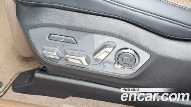 Kia EV9 Long Range 4WD — Фото автомобиля 22
