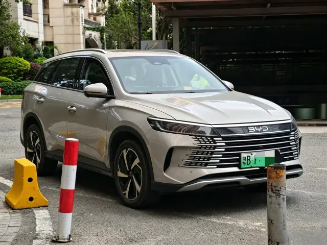 BYD Seal 05 DM-i — Фото автомобиля 3