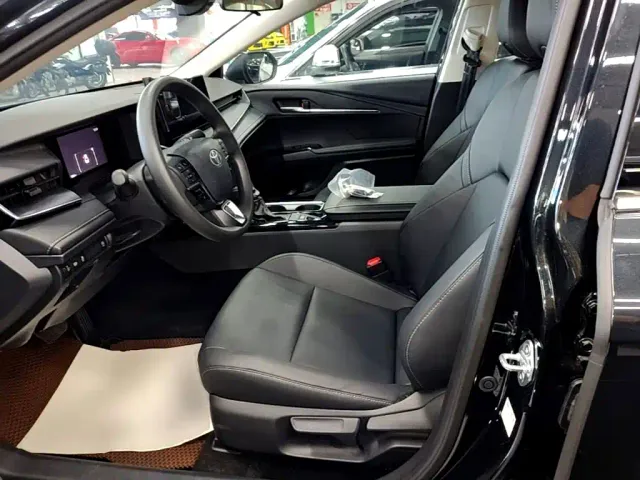 Toyota Camry — Фото автомобиля 14