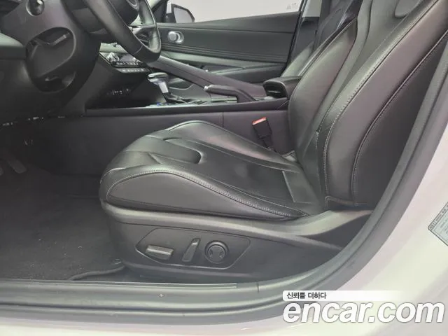 Hyundai Avante — Фото автомобиля 15