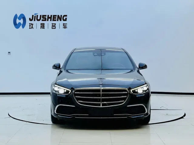 Mercedes-Benz S-Class — Фото автомобиля 2