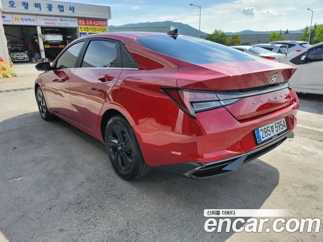Hyundai Avante CN7 — Фото автомобиля 2