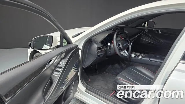 Genesis G80 Бензин 2.5 турбо 2WD — Фото автомобиля 10