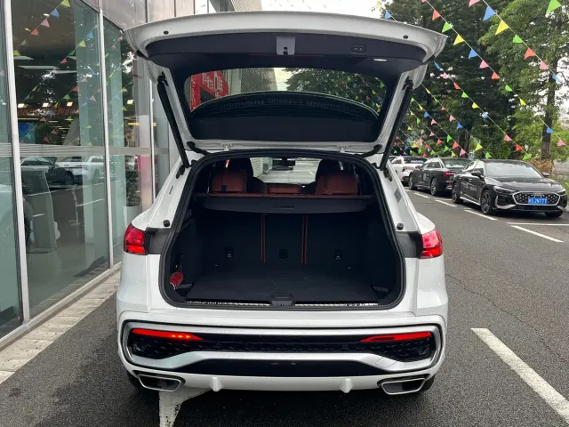 Audi Q5L — Фото автомобиля 4