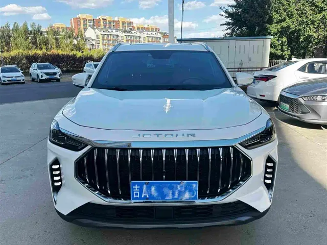 Jetour X70 Plus — Фото автомобиля 2