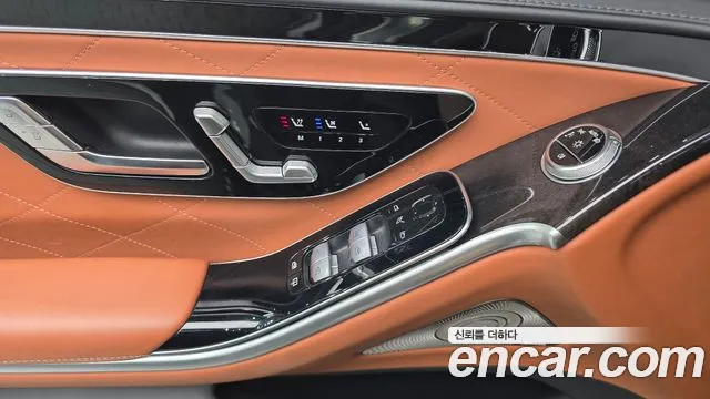 Mercedes-Benz S-Class — Фото автомобиля 12