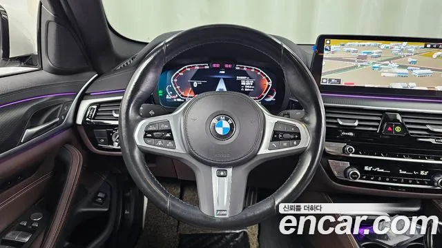 BMW 5-Series 5 серия (G30) 523d xDrive M Sport — Фото автомобиля 13