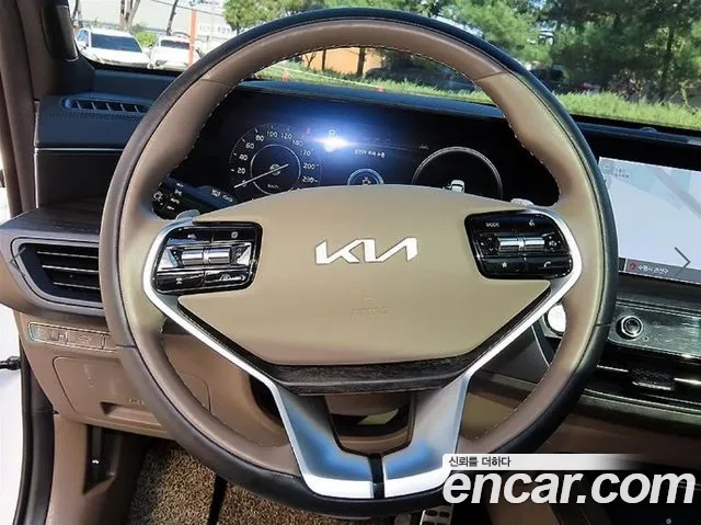 Kia K8 — Фото автомобиля 8