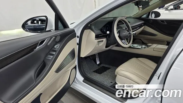 Genesis G80 Бензин 2.5 турбо AWD — Фото автомобиля 10