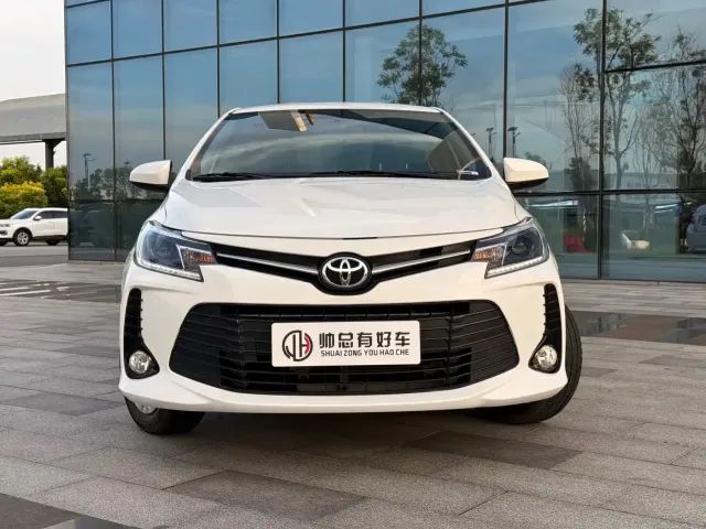 Toyota Vios 2022 1.5L 20th Anniversary Edition — Фото автомобиля 2