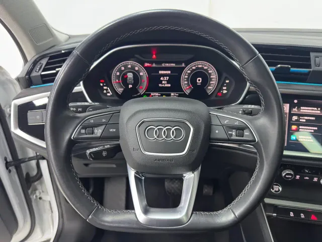 Audi Q3 — Фото автомобиля 14