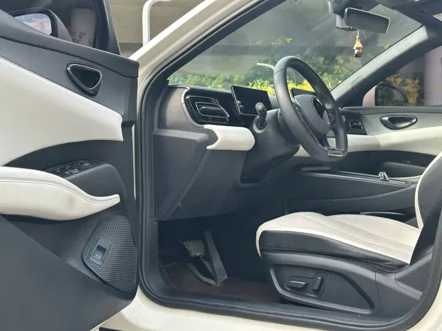 BYD Seal 06 — Фото автомобиля 13