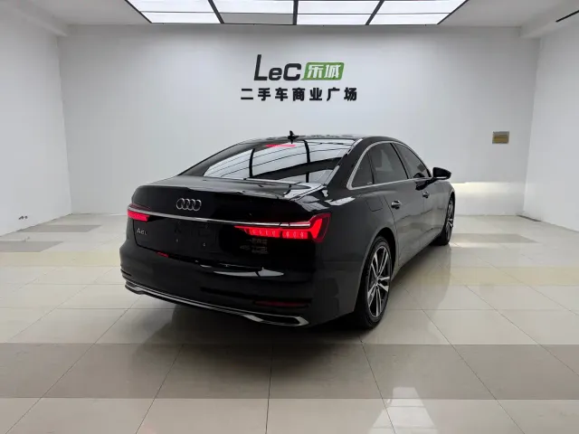 Audi A6L — Фото автомобиля 7