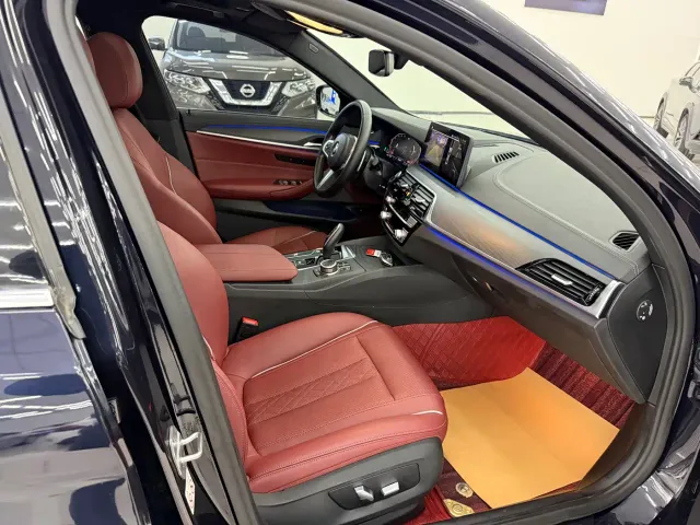 BMW 5 Series — Фото автомобиля 7