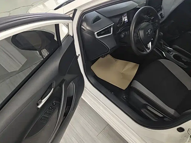 Toyota Corolla — Фото автомобиля 11