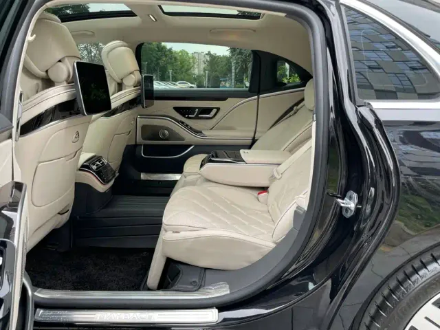 Mercedes-Benz Maybach S-Class — Фото автомобиля 12