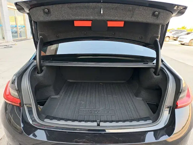 BMW i3 — Фото автомобиля 18