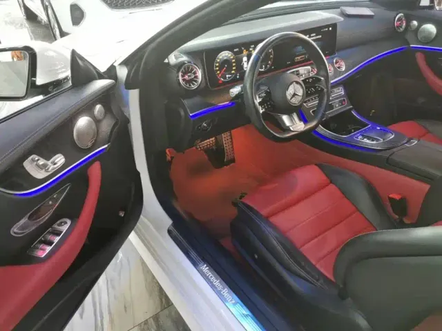 Mercedes-Benz E-Class — Фото автомобиля 15