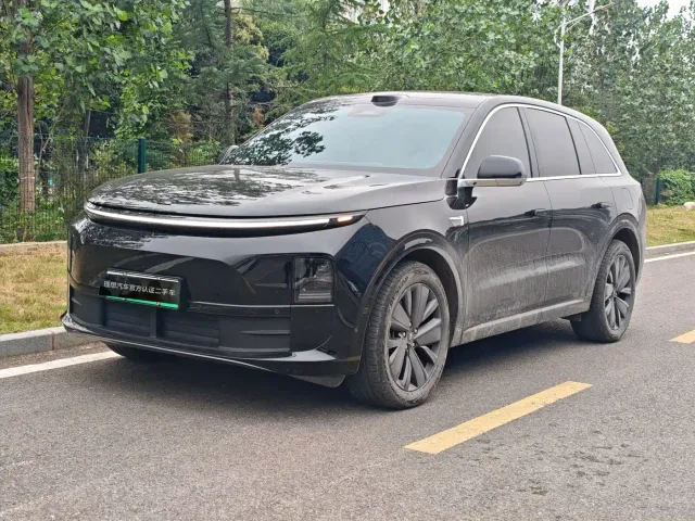 Фотография автомобиля — Li Auto L6