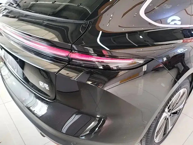 Nio ET5 Touring — Фото автомобиля 7