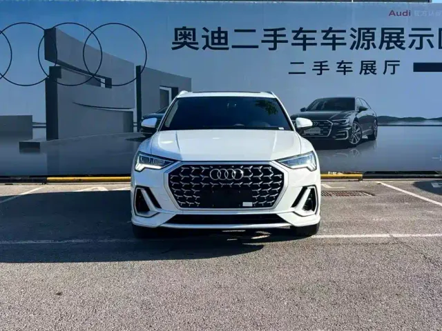 Audi Q3 — Фото автомобиля 2